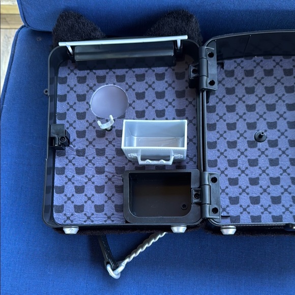 Pink and Black Cat-Inspired Plush Handbag - Picture 4 of 8